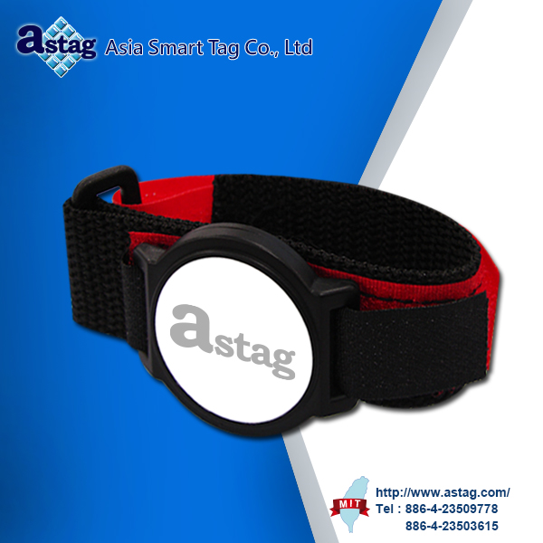 RFID Wristbands replace cash purchases